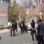 उम्रकैद सुनते ही बौखलाए दोषी, कोर्ट में जज को दी धमकी,हंगामा