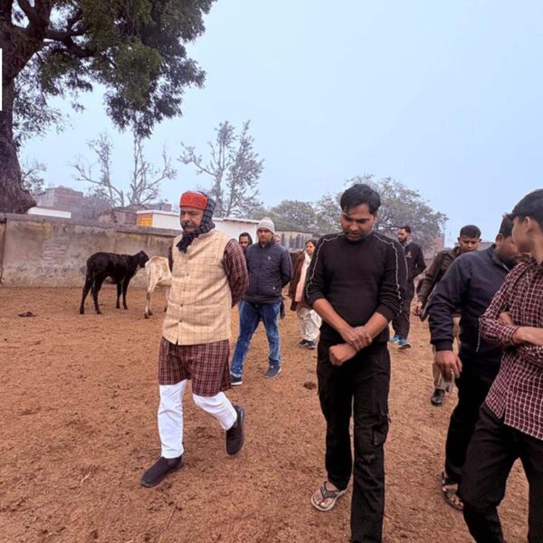 अस्थाई गौ आश्रय स्थल का औचक निरीक्षण, शीतलहरी&hellip;