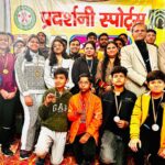 рдЬрд┐рд▓рд╛ рдкреНрд░рджрд░реНрд╢рдиреА рдирд┐рд╢рд╛рдиреЗрдмрд╛рдЬреА рдкреНрд░рддрд┐рдпреЛрдЧрд┐рддрд╛ рдХрд╛ рднрд╡реНрдп рд╕рдорд╛рдкрди, рдЦрд┐рд▓рд╛рдбрд╝рд┐рдпреЛрдВ рдХреЛ рдореЗрдбрд▓ рд╕реЗ рдХрд┐рдпрд╛ рдЧрдпрд╛ рд╕рдореНрдорд╛рдирд┐рдд