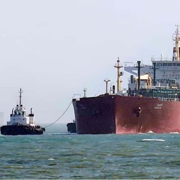 देश में LPG संकट खत्म होने की ओर,…