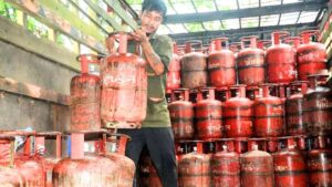ग्रामीण क्षेत्रों में गैस सिलेंडर बुकिंग का समय&hellip;