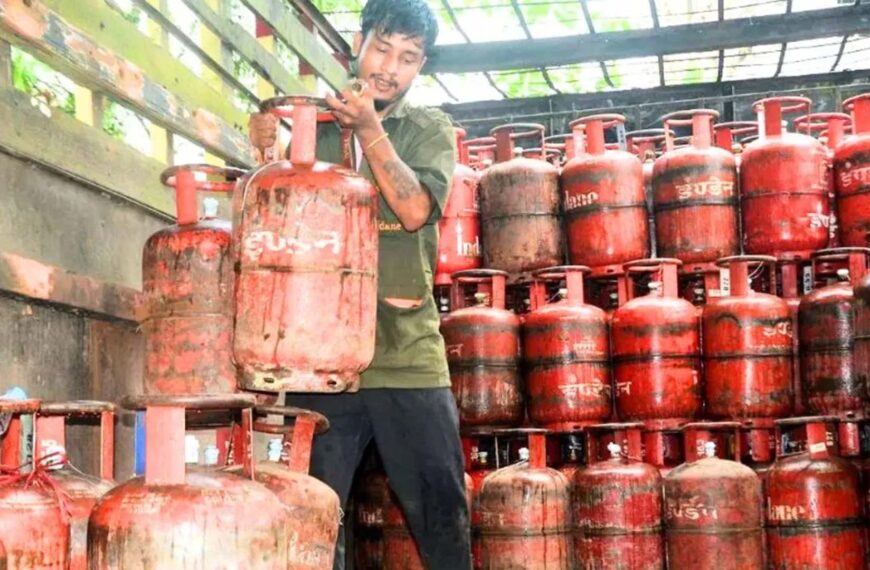ग्रामीण क्षेत्रों में गैस सिलेंडर बुकिंग का समय 45 दिन, अब कई तरीकों से कर सकेंगे बुकिंग