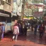 अलीगढ़ में सख्त पहरे के बीच मनी होली, प्रतिबंध के बावजूद खुले में छलके जाम