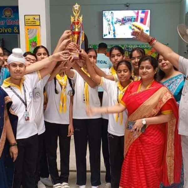 रेडिएंट स्टार्स इंग्लिश स्कूल में सत्र 2025–26 का…