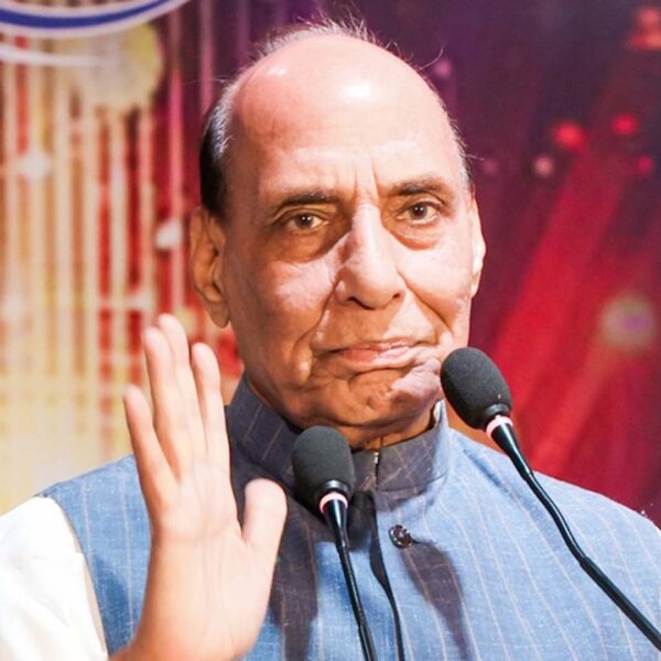 सीमाओं से परे बदलती जंग, मजबूत सेना और&hellip;