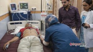 अतरौली के 100 बेड अस्पताल में डॉक्टरों की&hellip;