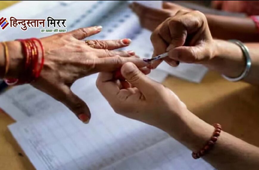 पश्चिम बंगाल और तमिलनाडु में मतदान जारी, सुरक्षा के कड़े इंतजाम