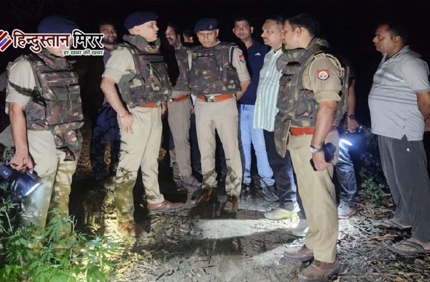 अलीगढ़ में पुलिस मुठभेड़ में दो इनामी बदमाश ढेर, महिलाओं से लूटते थे गहने