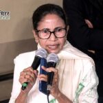 स्ट्रॉन्ग रूम पहुंचीं ममता, कहा EVM लूटने नहीं दूंगी