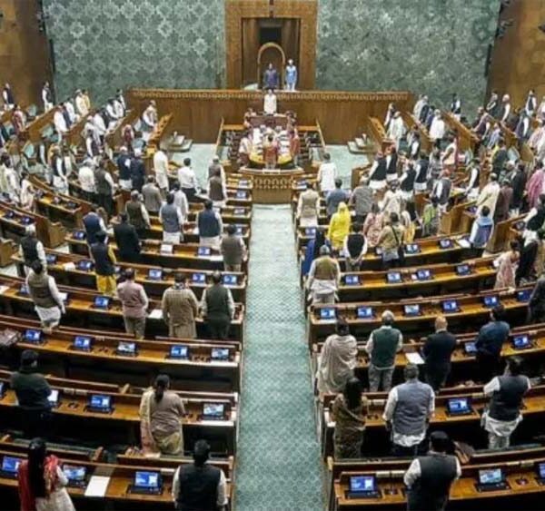 मानसून सत्र से पहले तेज हुई सियासी हलचल,…