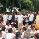 PM आवास के बाहर कांग्रेस का धरना, NEET पर चर्चा को सरकार तैयार; राहुल शिक्षा मंत्री के इस्तीफे पर अड़े,पुलिस ने राहुल को हिरासत में लिया