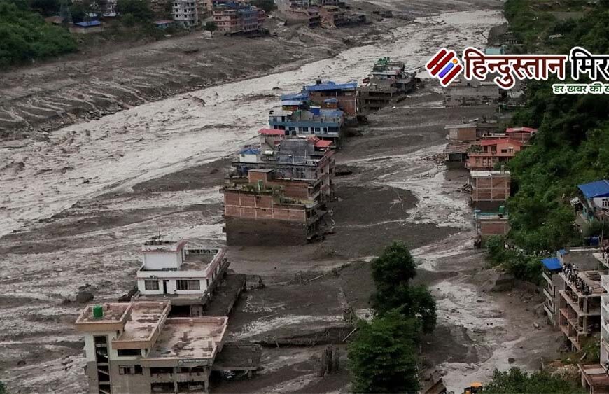 नेपाल में विनाशकारी बाढ़: हिमस्खलन, भूकंप या बारिश, आखिर क्या है तबाही की वजह?
