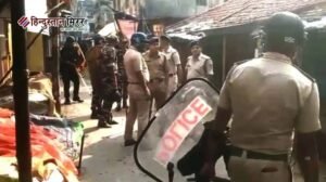 विजयादशमी के बैनर पर बवाल, भाजपा-टीएमसी समर्थकों में&hellip;