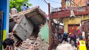 सीमापुरी में भरभराकर गिरी चार मंजिला इमारत, छह&hellip;